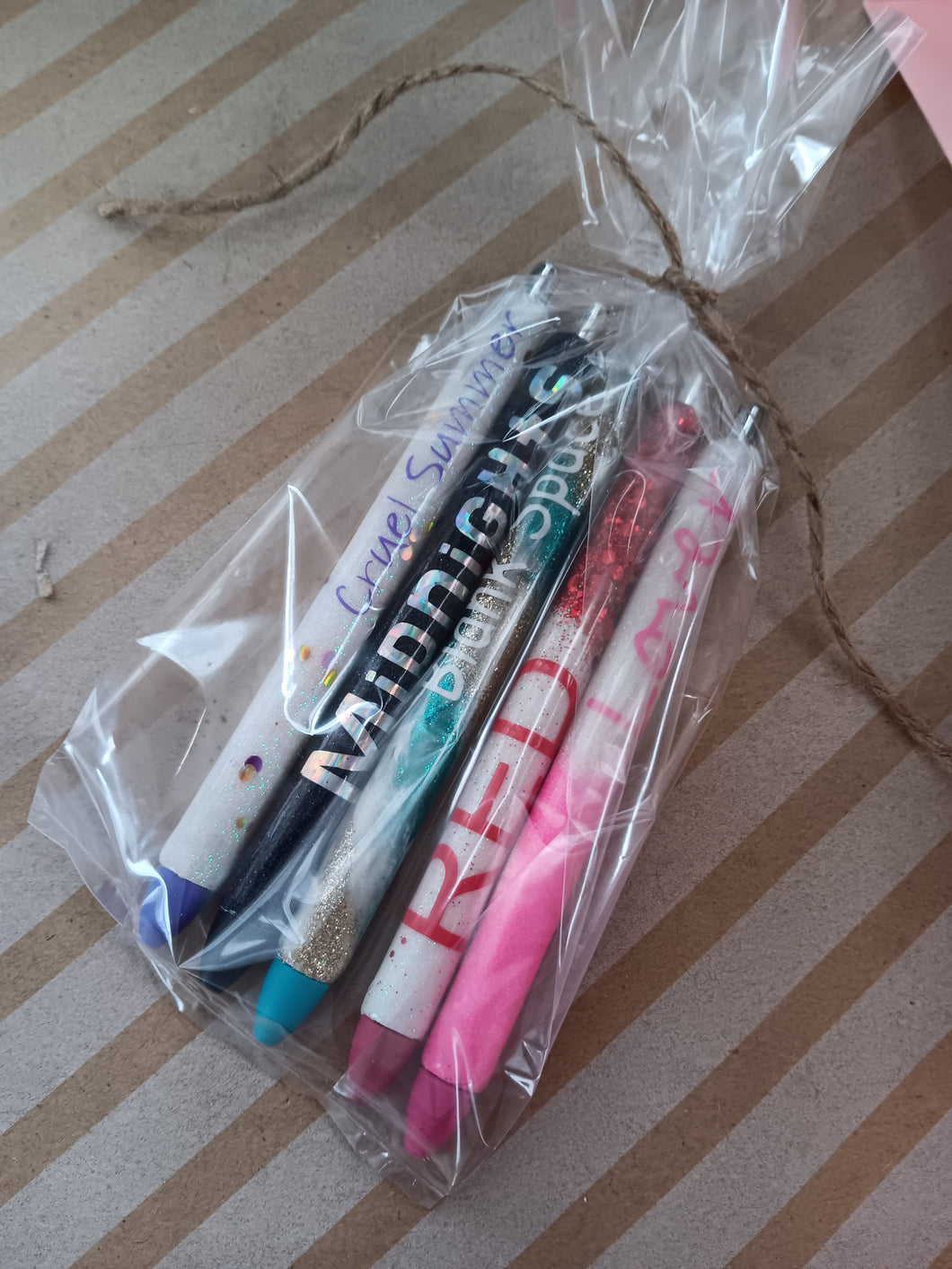 Set of 5 glitter pens