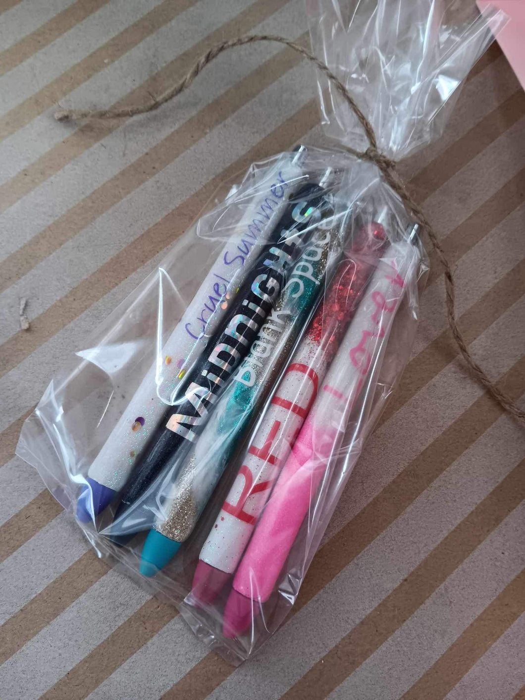 Swiftie fan epoxy pen set