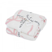 Load image into Gallery viewer, Solmere bows blanket
