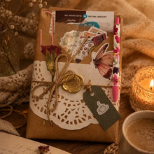 Load image into Gallery viewer, Blind date with a book
